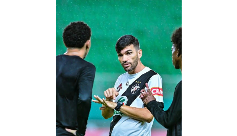 Kinho Brito vai comandar o Vasco na partida decisiva de sábado