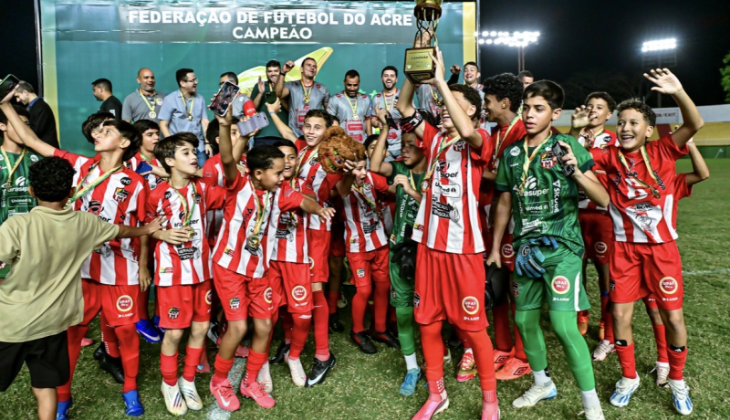 SANTA CRUZ CONQUISTA TETRACAMPEONATO NO ESTADUAL SUB-13