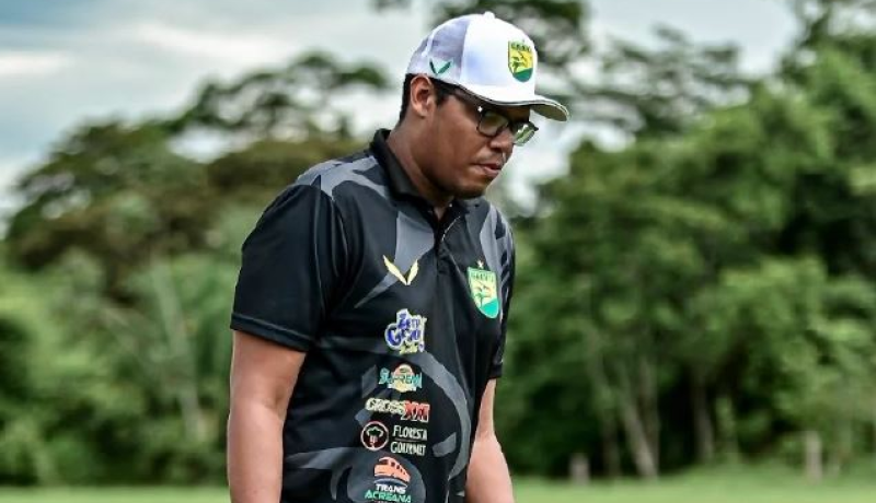 Maurício Carneiro tem uma dúvida e Galvez segue indefinido